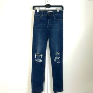 Levi’s Destroyed High Rise Skinny Jeans